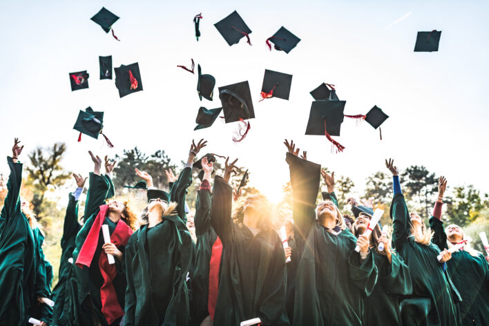 The Higher Education System in the UK at a Glance